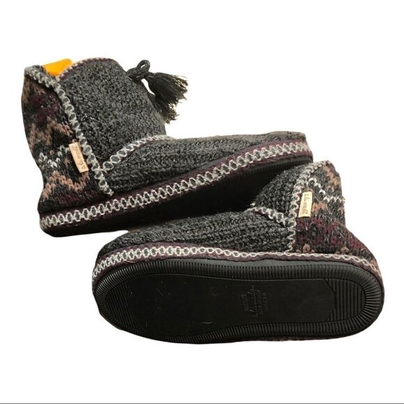 Women’s gray with Aztec print and stitching MukLuk - Picture 4 of 7